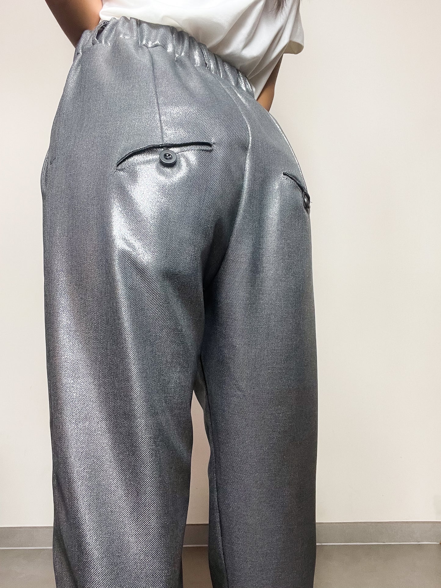 Pantalone lucido grigio